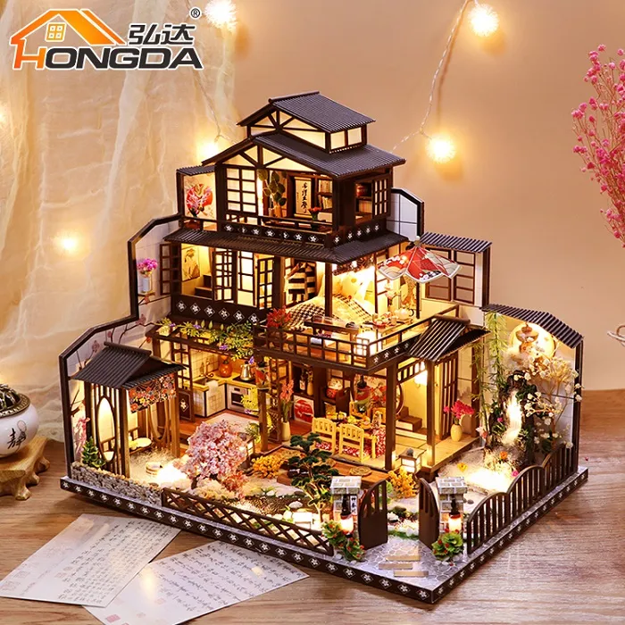 DIY Doll House